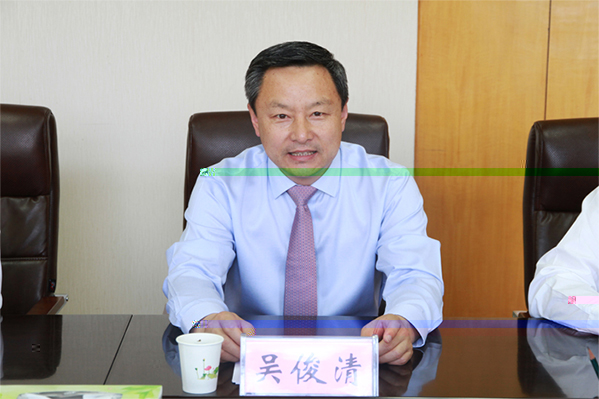 我校舉行榮聘金智新院士儀式 我校舉行榮聘金智新院士儀式