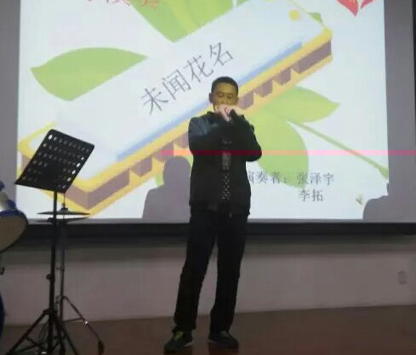 經管學院成功舉行“雷鋒月總結大會” 經管學院成功舉行“雷鋒月總結大會”