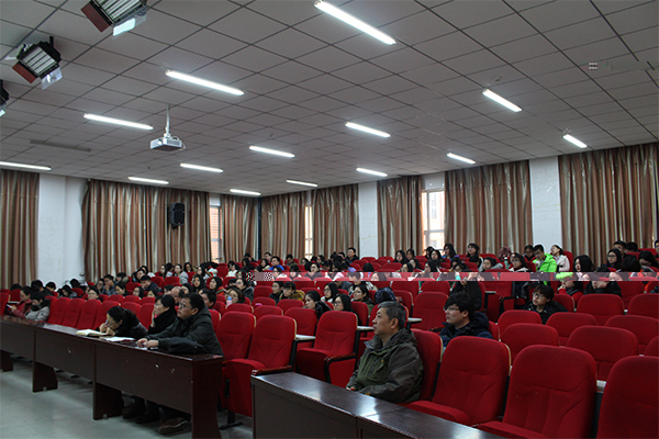 台灣中山大學李建強教授莅臨我校作學術講座 台灣中山大學李建強教授莅臨我校作學術講座