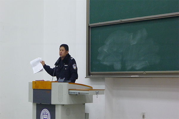 我院成功舉辦校園貸安全知識教育講座 我院成功舉辦校園貸安全知識教育講座